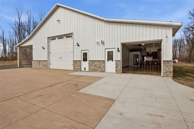 8505 257th Street, Cadott, WI 54727