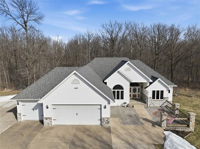 8505 257th Street, Cadott, WI 54727