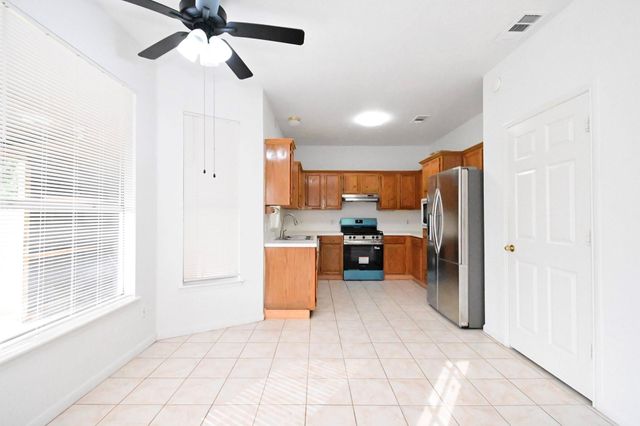 9338 Corner Oaks Lane, Houston, TX 77036