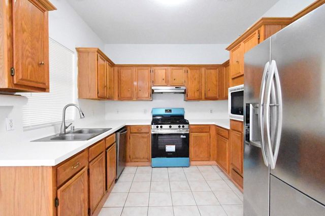 9338 Corner Oaks Lane, Houston, TX 77036