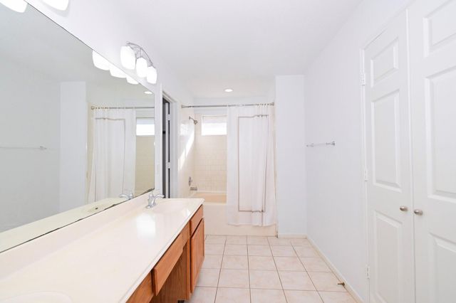 9338 Corner Oaks Lane, Houston, TX 77036