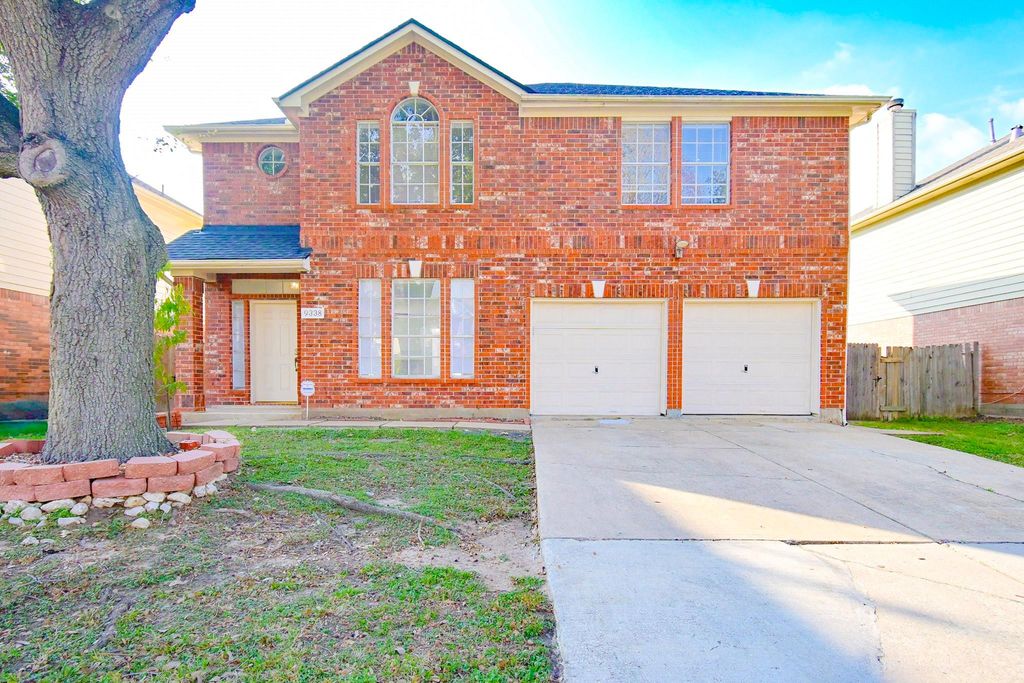 9338 Corner Oaks Lane, Houston, TX 77036