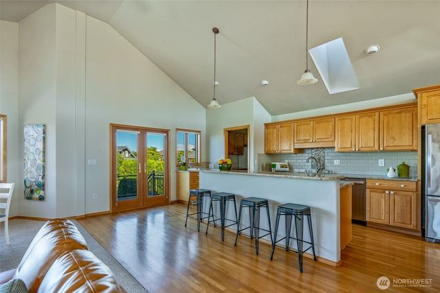 8705 Fenwick Loop SE, Olympia, WA 98513