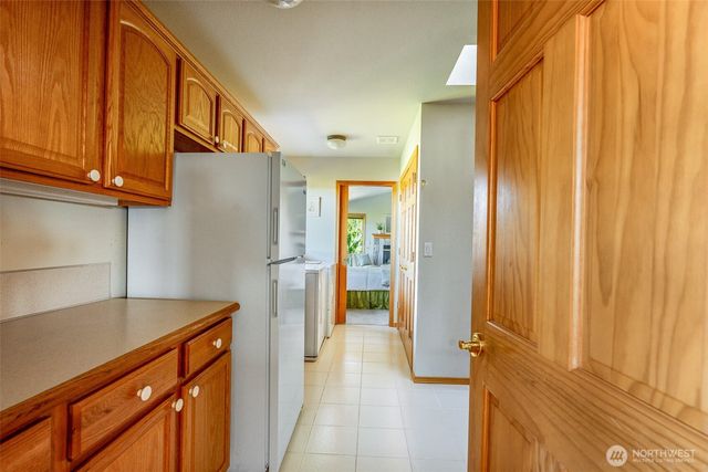 8705 Fenwick Loop SE, Olympia, WA 98513