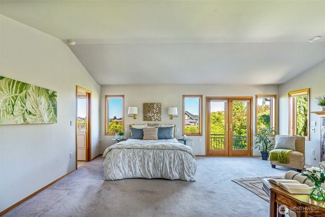 8705 Fenwick Loop SE, Olympia, WA 98513