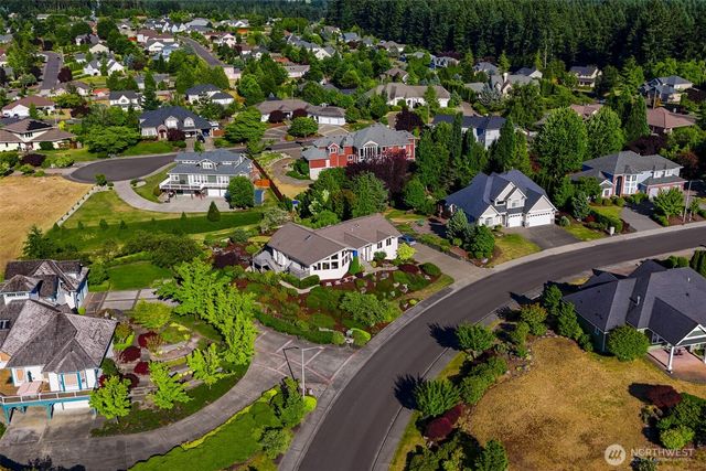 8705 Fenwick Loop SE, Olympia, WA 98513