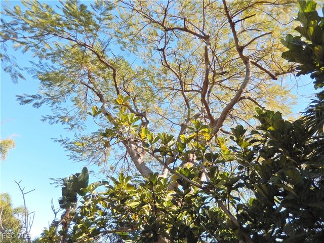 222 SE 46th TER, Cape Coral, FL 33904