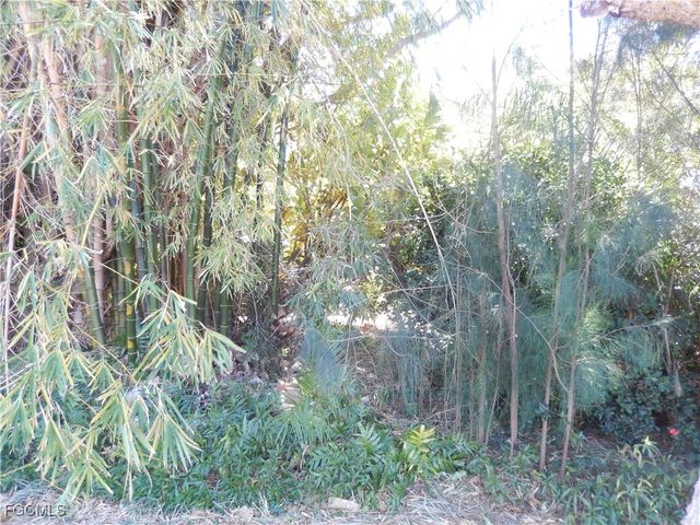 222 SE 46th TER, Cape Coral, FL 33904