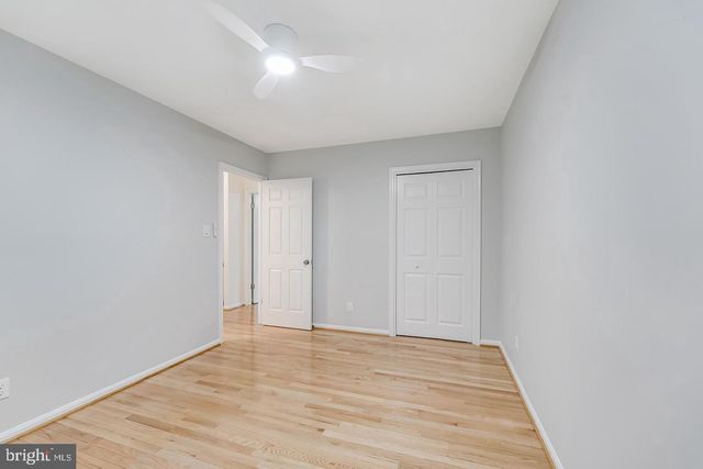10812 HUNT CLUB RD, Reston, VA 20190