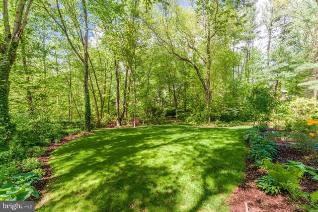 10812 HUNT CLUB RD, Reston, VA 20190