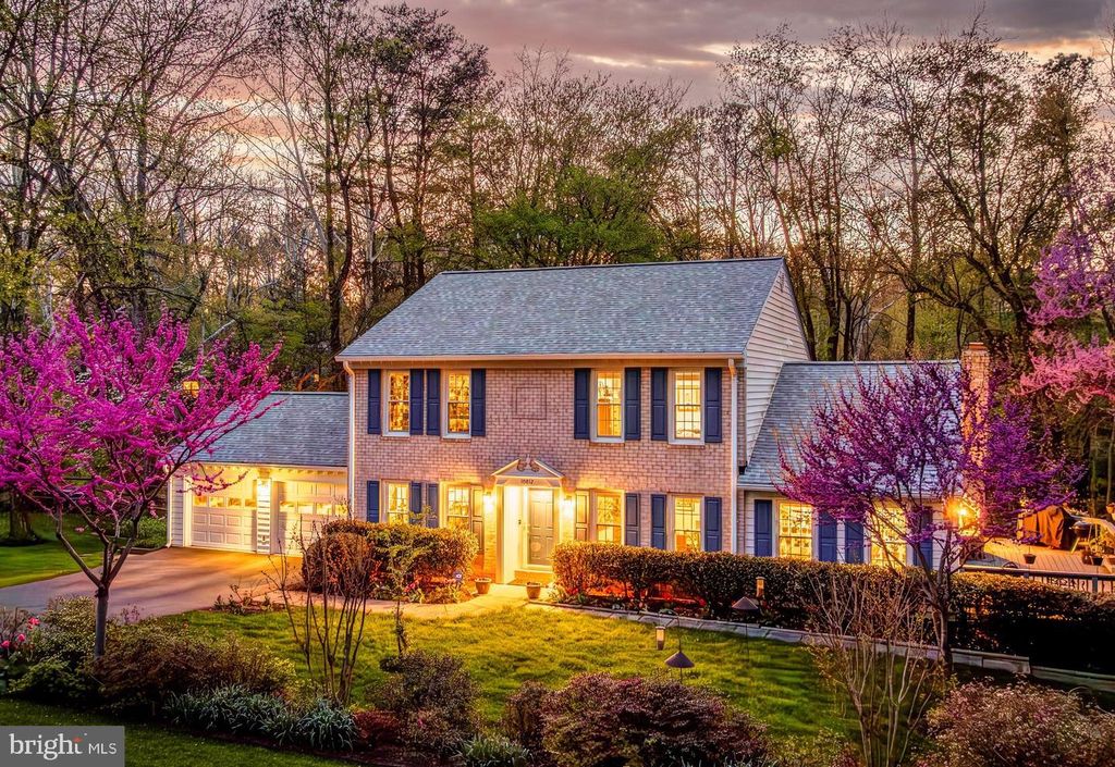 10812 HUNT CLUB RD, Reston, VA 20190
