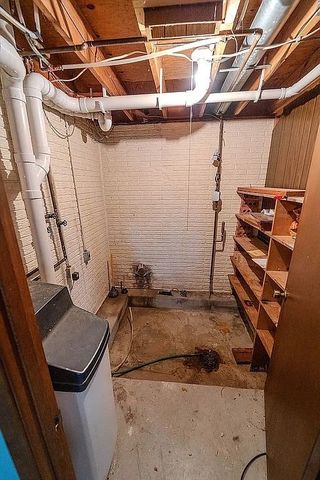 206 Riverview Drive, Vinton, IA 52349