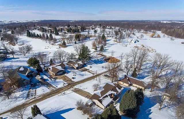 206 Riverview Drive, Vinton, IA 52349