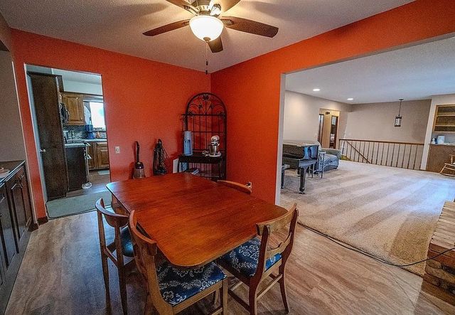 206 Riverview Drive, Vinton, IA 52349