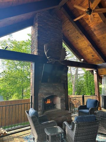 610 E Second Street, Blue Ridge, GA 30513