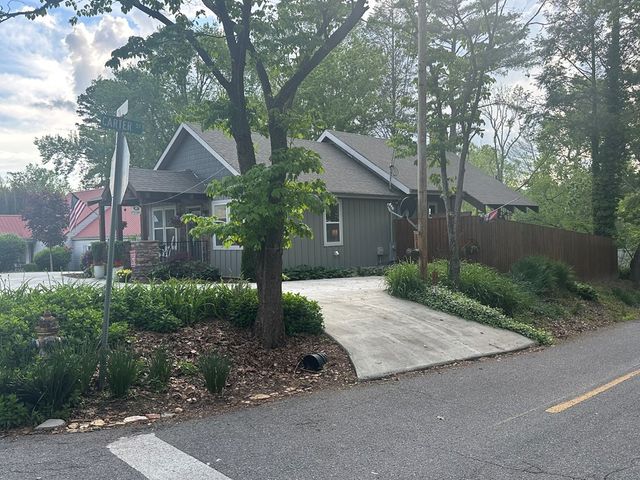 610 E Second Street, Blue Ridge, GA 30513