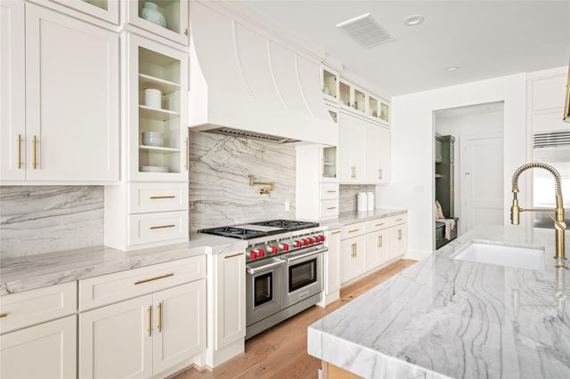 3406 Rice Boulevard, Houston, TX 77005