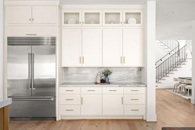 3406 Rice Boulevard, Houston, TX 77005