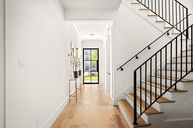 3406 Rice Boulevard, Houston, TX 77005