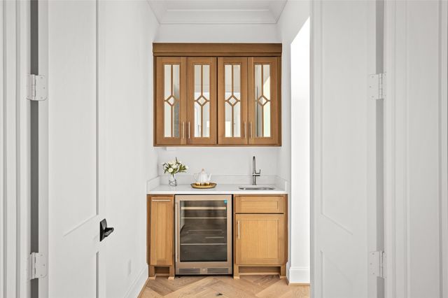 3406 Rice Boulevard, Houston, TX 77005