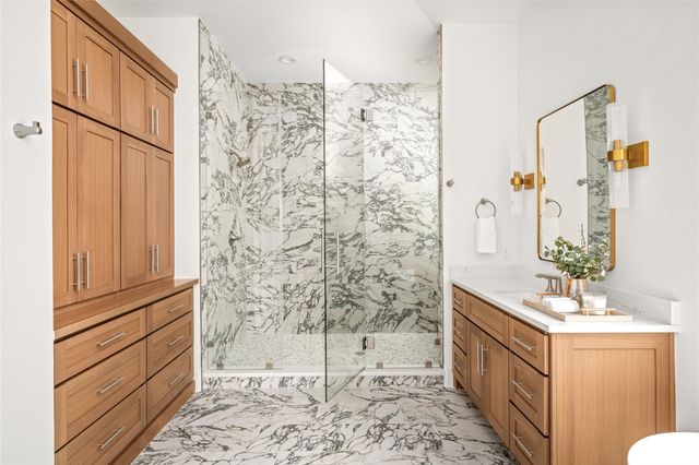 3406 Rice Boulevard, Houston, TX 77005