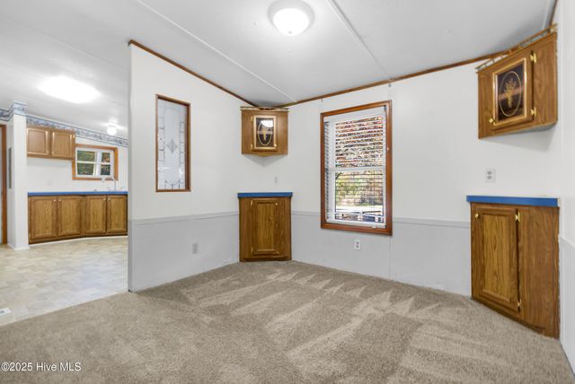 220 Tree Lane, New Bern, NC 28562