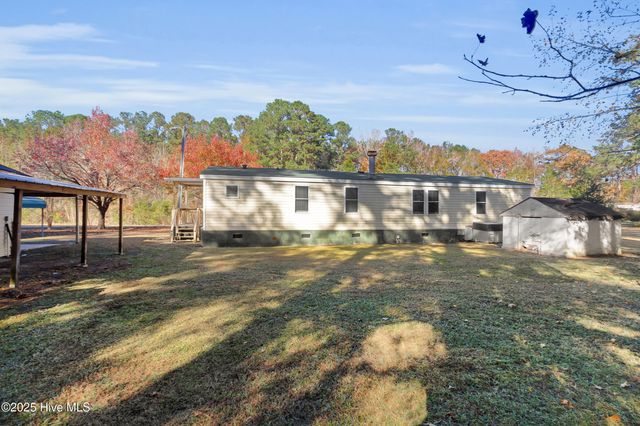 220 Tree Lane, New Bern, NC 28562