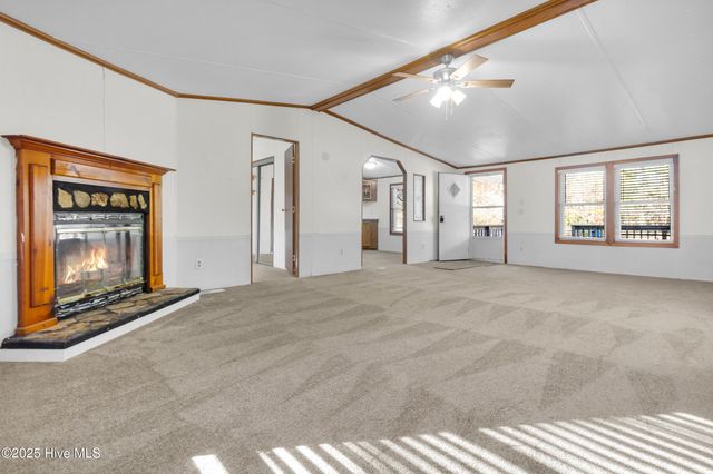 220 Tree Lane, New Bern, NC 28562