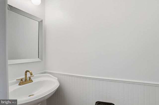 5734 EDGEWATER OAK CT, Burke, VA 22015