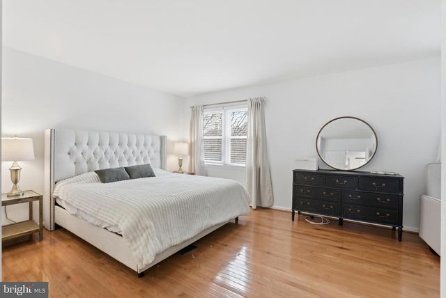 5734 EDGEWATER OAK CT, Burke, VA 22015