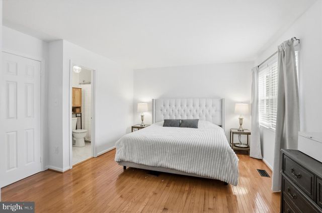 5734 EDGEWATER OAK CT, Burke, VA 22015