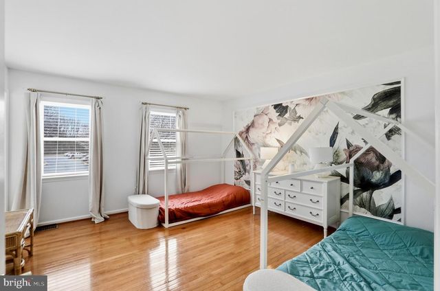 5734 EDGEWATER OAK CT, Burke, VA 22015