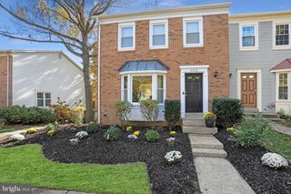 5734 EDGEWATER OAK CT, Burke, VA 22015