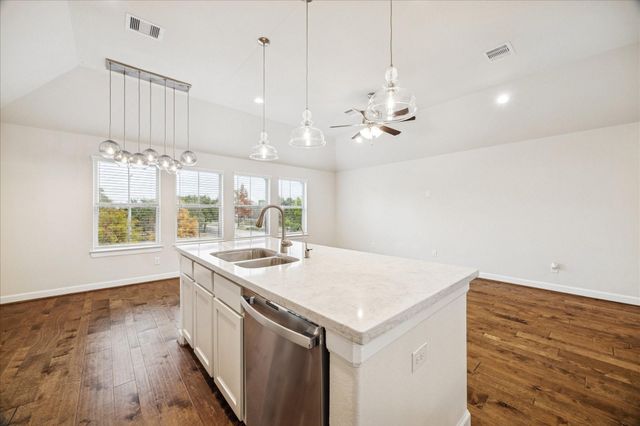 10604 Centre Glade Drive, Houston, TX 77043