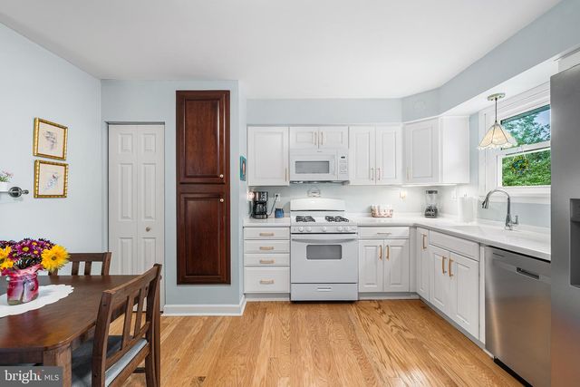 507 CROZIER AVE, National Park, NJ 08063