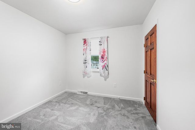 507 CROZIER AVE, National Park, NJ 08063