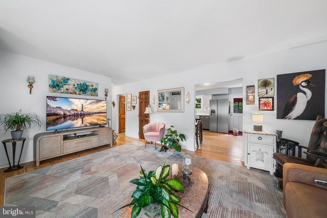 507 CROZIER AVE, National Park, NJ 08063