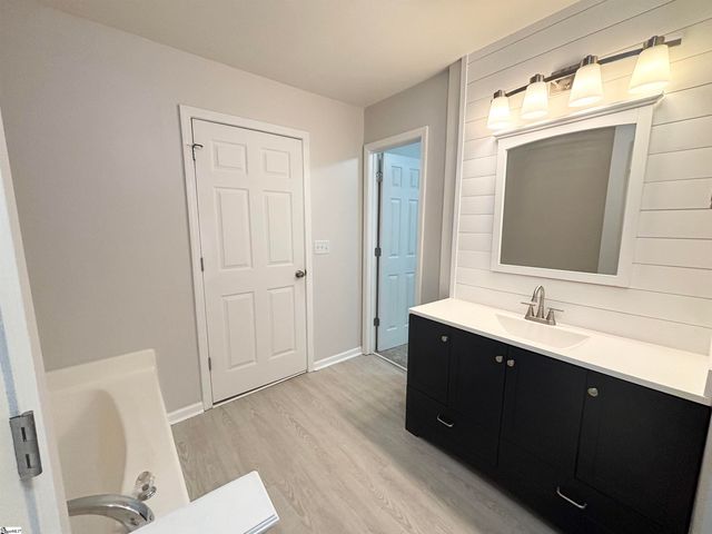 500 Brenna Lane, Piedmont, SC 29673