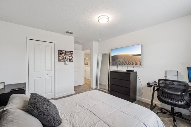 11473 LISTENING DRIVE, Orlando, FL 32832