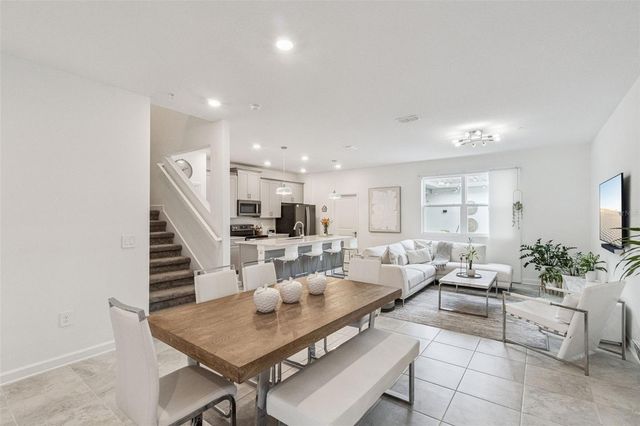 11473 LISTENING DRIVE, Orlando, FL 32832