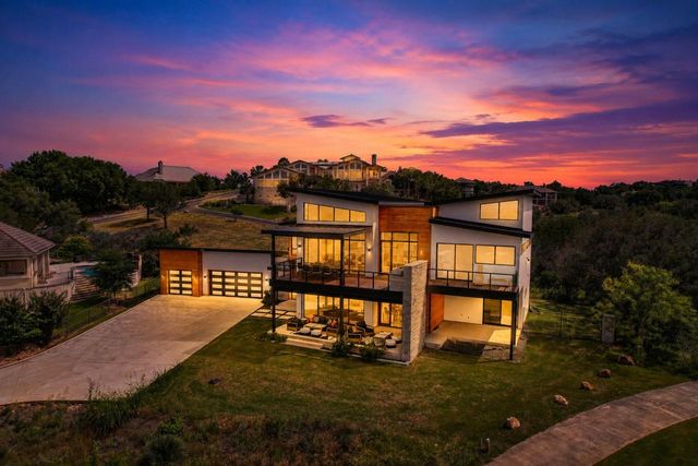 207 Kites CT, Horseshoe Bay, TX 78657