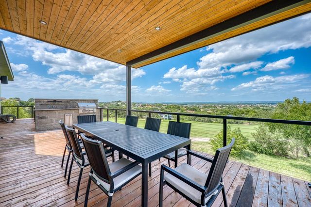 207 Kites CT, Horseshoe Bay, TX 78657
