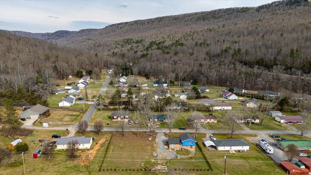 205 Danny Drive, Jasper, TN 37347