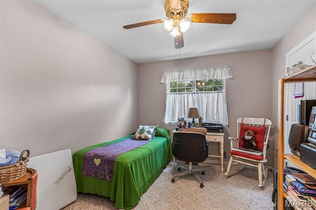 14 Pheasant Drive, Farmington, MO 63640