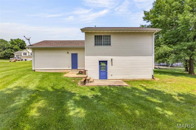 14 Pheasant Drive, Farmington, MO 63640