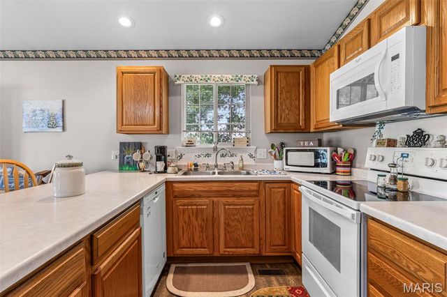 14 Pheasant Drive, Farmington, MO 63640