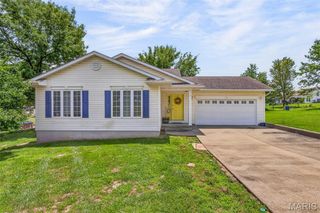 14 Pheasant Drive, Farmington, MO 63640