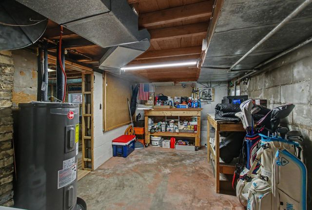 163 Highland Avenue, Holland Twp, MI 49423