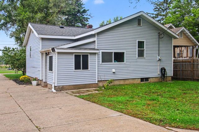 163 Highland Avenue, Holland Twp, MI 49423