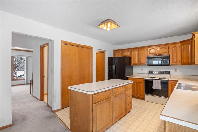 1401 NW Parkridge Place, Ankeny, IA 50023